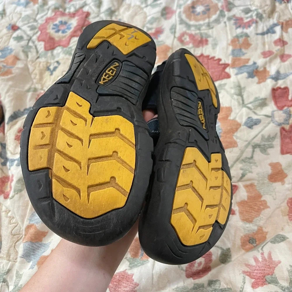 Keen Newport H2 Water Shoes navy blue Sandals Sport Youth Size 3 Hiking‎ Beach